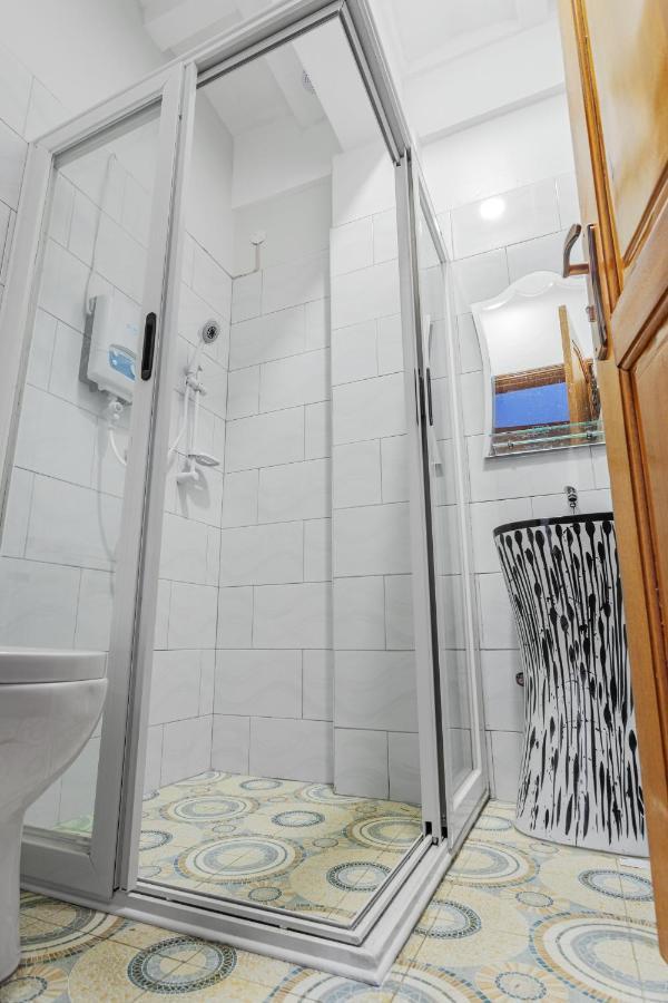 Ambrosia Heights Entebbe Ξενοδοχείο Εξωτερικό φωτογραφία