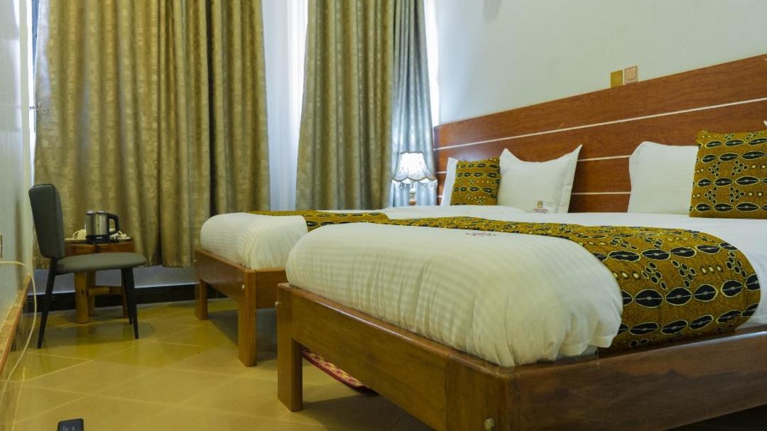 Ambrosia Heights Entebbe Ξενοδοχείο Εξωτερικό φωτογραφία