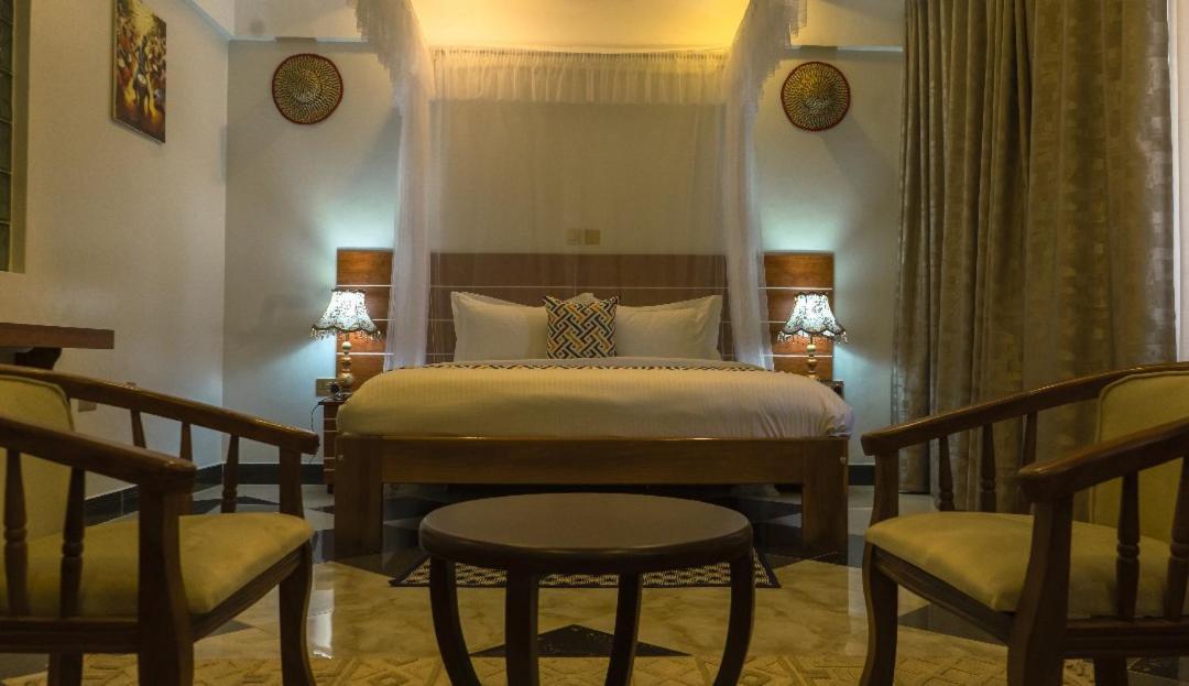 Ambrosia Heights Entebbe Ξενοδοχείο Εξωτερικό φωτογραφία