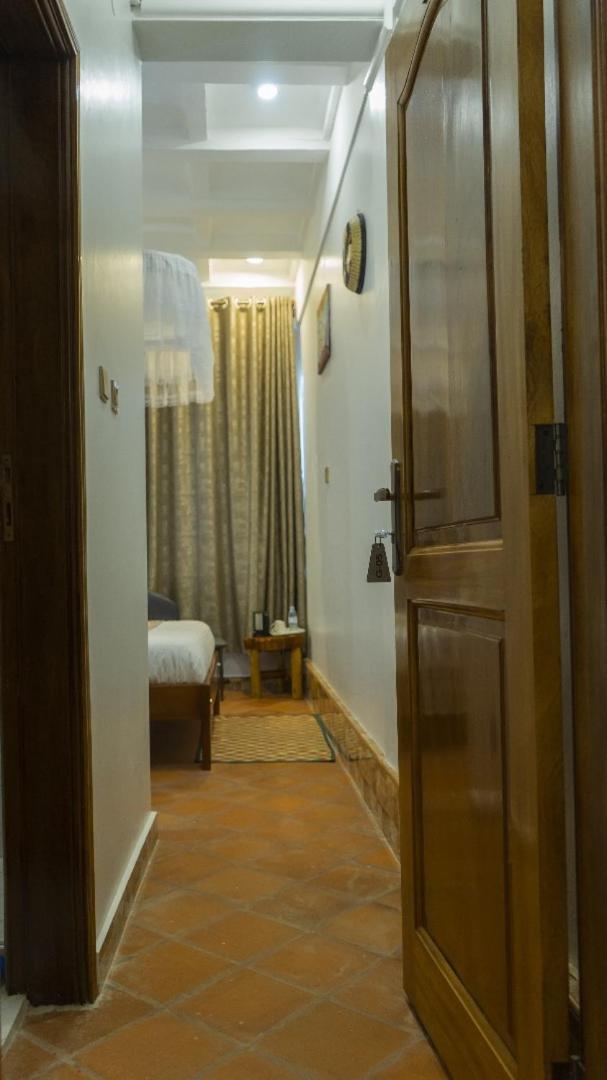 Ambrosia Heights Entebbe Ξενοδοχείο Εξωτερικό φωτογραφία